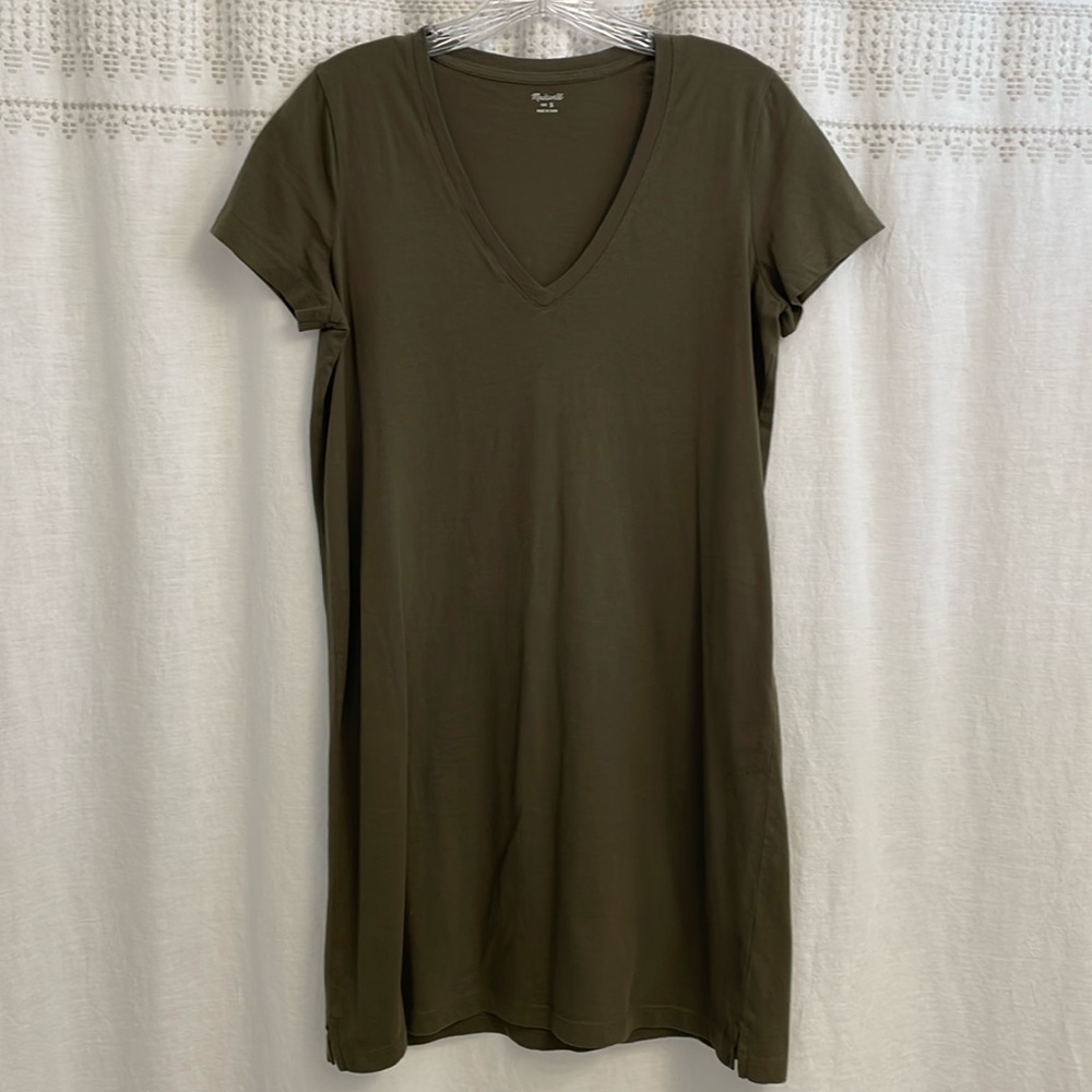 NEW! NEVER WORN! Madewell V Neck Tee Dress - Size S - Army Green